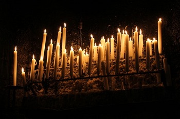 candle-3292258_640.jpg